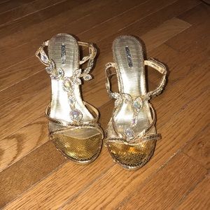 Celeste Diamond gold Heels